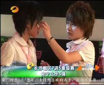 许飞喊话尚雯婕想说什么 选秀圈的虚假姐妹情大戏开演