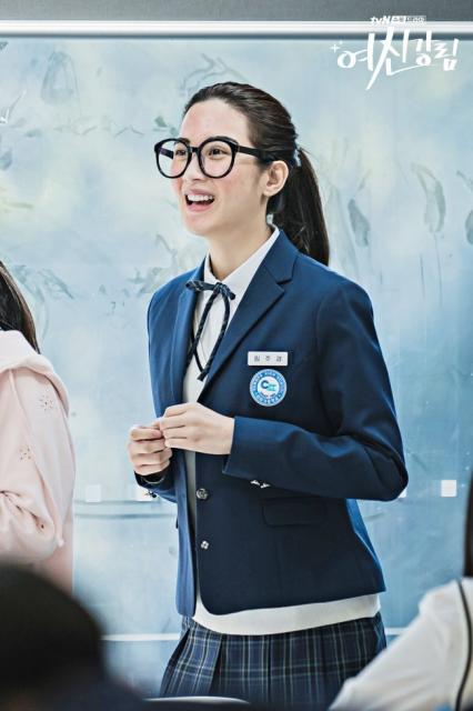 Ů�������쾲9�׳���ϵ˽�� 3�б���У��