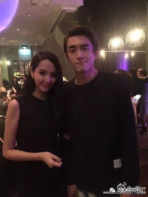 赞助baby婚礼和多位男星关系亲密 她背景成谜