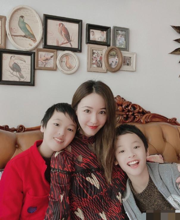吴佳尼24岁未婚先孕嫁影帝 后被家暴惨遭抛弃转行做网红