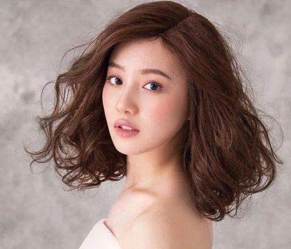 拍戏嫌水脏耍大牌用140桶矿泉水 美女王鹤润后来怎么样了