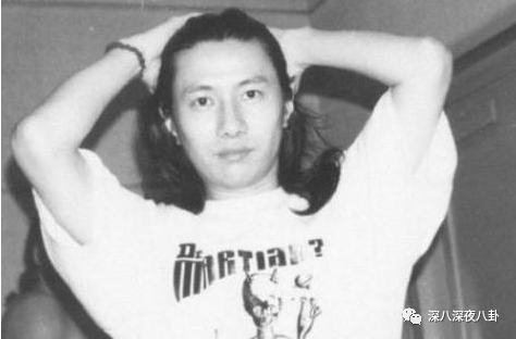 郑钧回应网友骂刘芸 梦想不用被面包扼杀在摇篮里