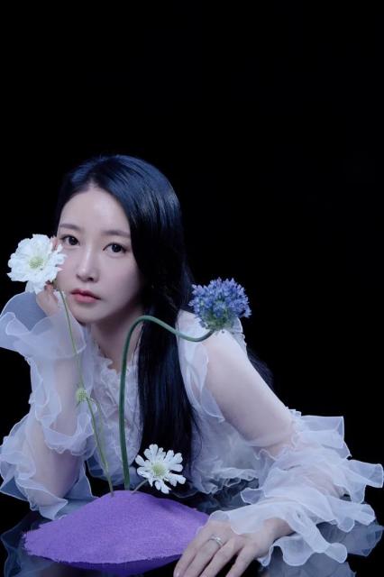朴昭妍退出女团后首次发布新曲 坦称会紧张害怕