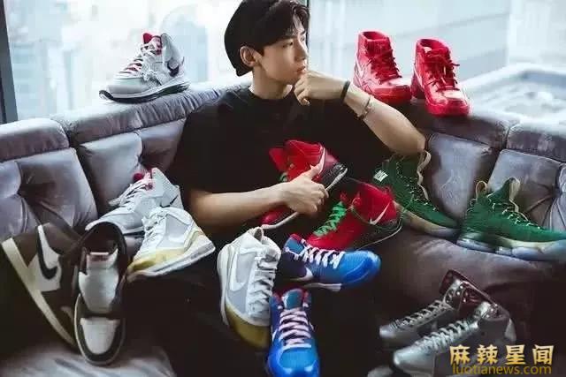 白敬亭女友是谁 小白与马思纯发同款照片令人猜测