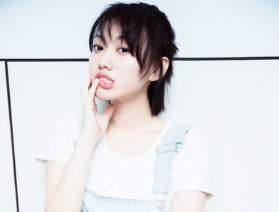 邹元清的爸爸是谁 闫妮和邹元清的父亲为什么离婚