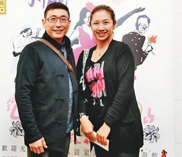老艺术家宋少卿人设崩塌四度出轨 醉后与女子玩背后环抱