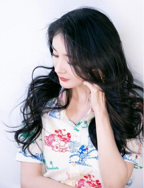 李佳琦杨幂直播翻车现场 网红和明星的差距就在这里