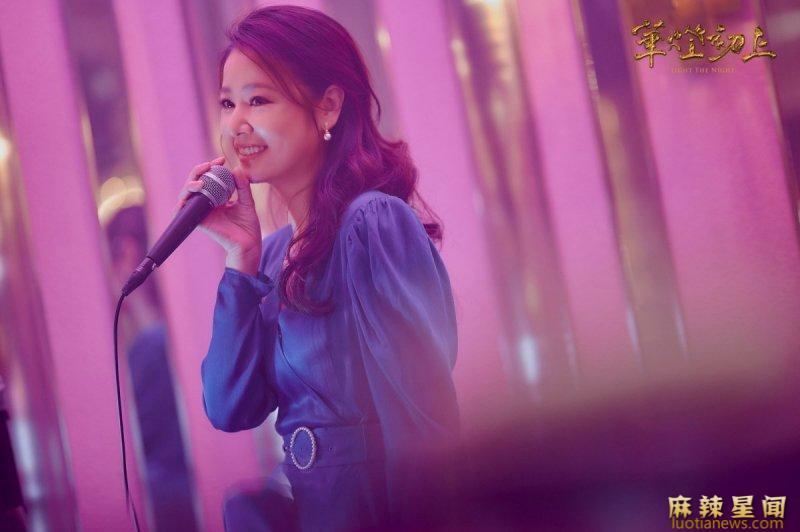 华灯初上二十首经典中日歌曲 石川小百合凭借天城越え成为歌坛一姐