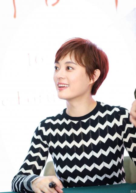 9位女明星潮流时尚短头发造型 气质短发又飒又美