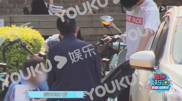 张若昀唐艺昕野餐什么样子 原来张若昀可以这样温柔