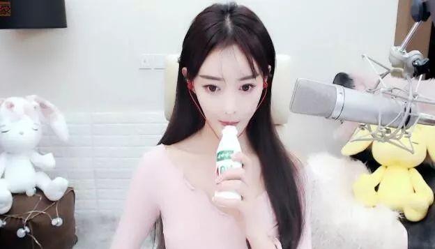 YY�ٳ��¹� ��Ů����ֱ��̫�� ����A��Υ�洦��
