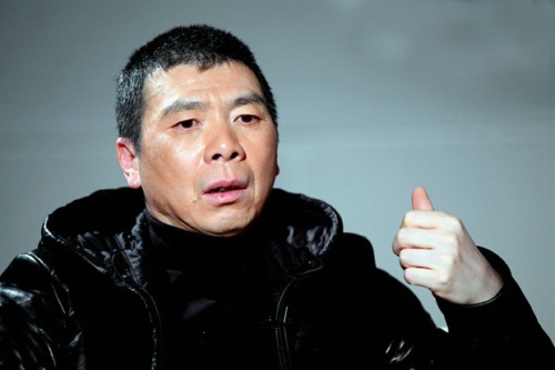 冯小刚白斑病现在好了吗?冯小刚的牙齿是什么病导致的