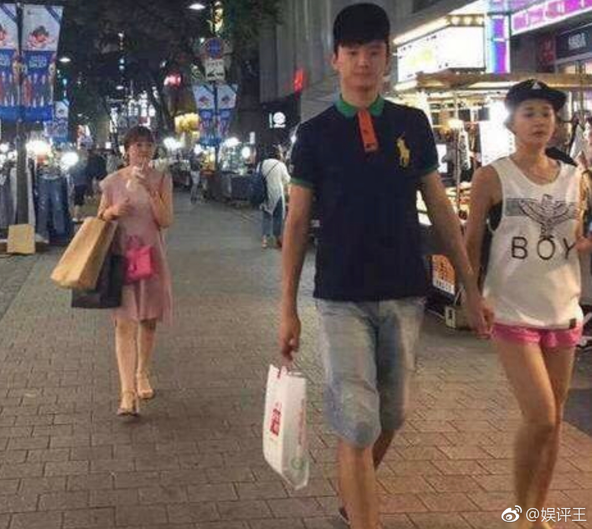 ��Сͮ��½��һ���꣬Ϊʲô���ڷ����ˣ�