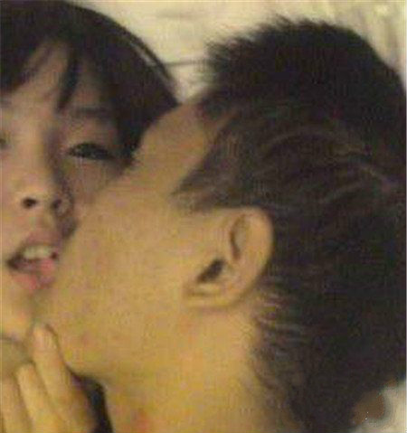 音乐才女马晓晨死因成谜 本兮的男朋友为什么删除吻照