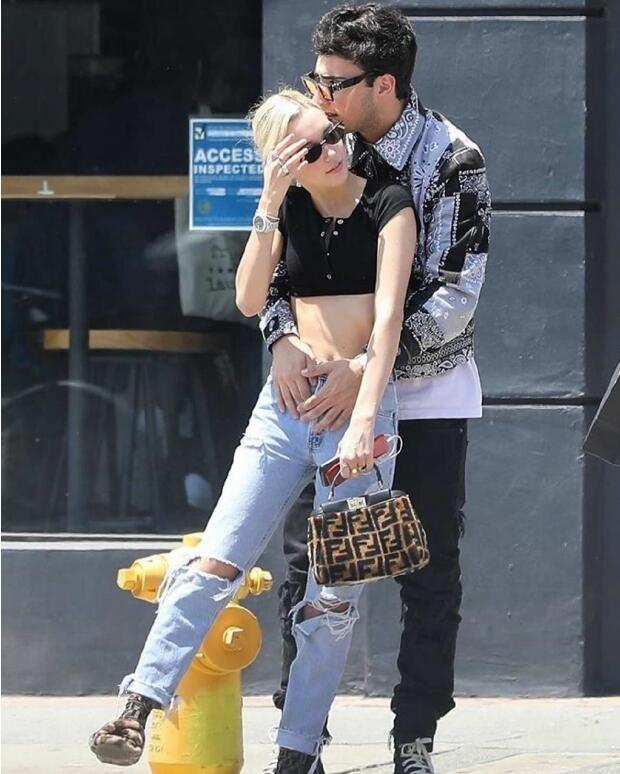 �ֵǡ�ʷ��˹Ů��sarah������Ƭ�������ݵĽ����������