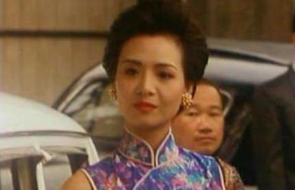 叶子媚的胸是真的假的?她现在的照片衰老不堪