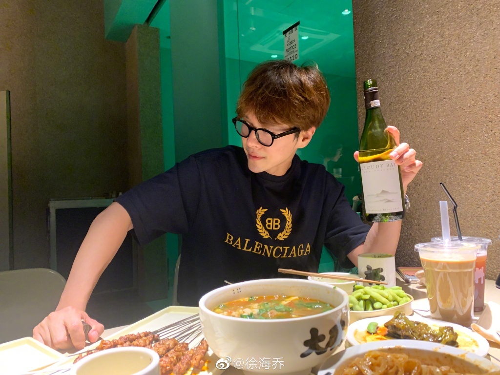 �캣��Ϊʲô��С̫ү������꣬��������Ů����˭