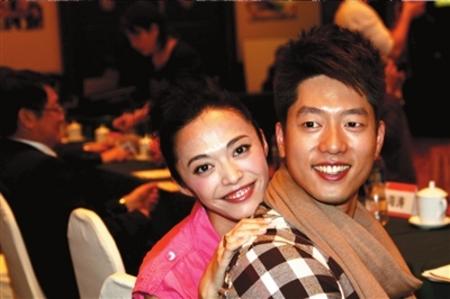 凌潇肃跟姚晨离婚真相,姚晨和凌潇肃儿子照片
