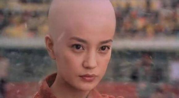 刘浩存真的剃头了吗,她光头的剧照来了!