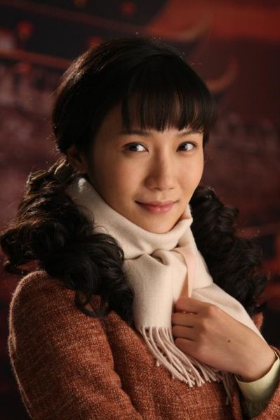 杨烁现实中老婆王黎雯照片资料,杨烁和郭德纲什么关系