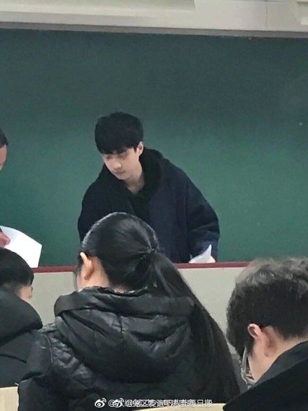 湖南大学90后副教授陈少威近照,陈少威有女朋友没?