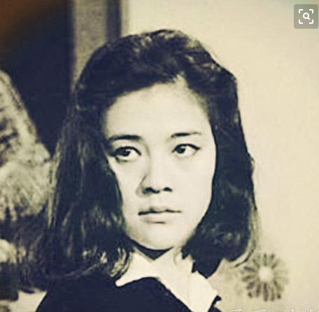 归亚蕾琼瑶的女儿吗?归亚蕾是不是同性恋