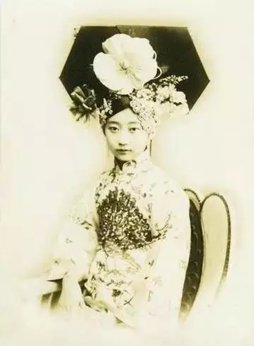 峯ޱ峯