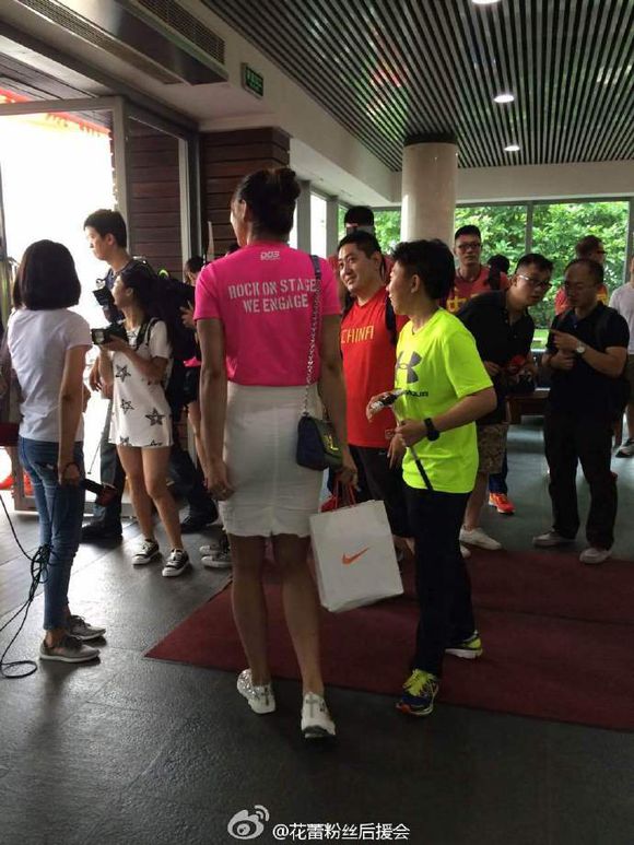 曾春蕾家里超有钱是真的吗?曾春蕾为什么叫大花蕾