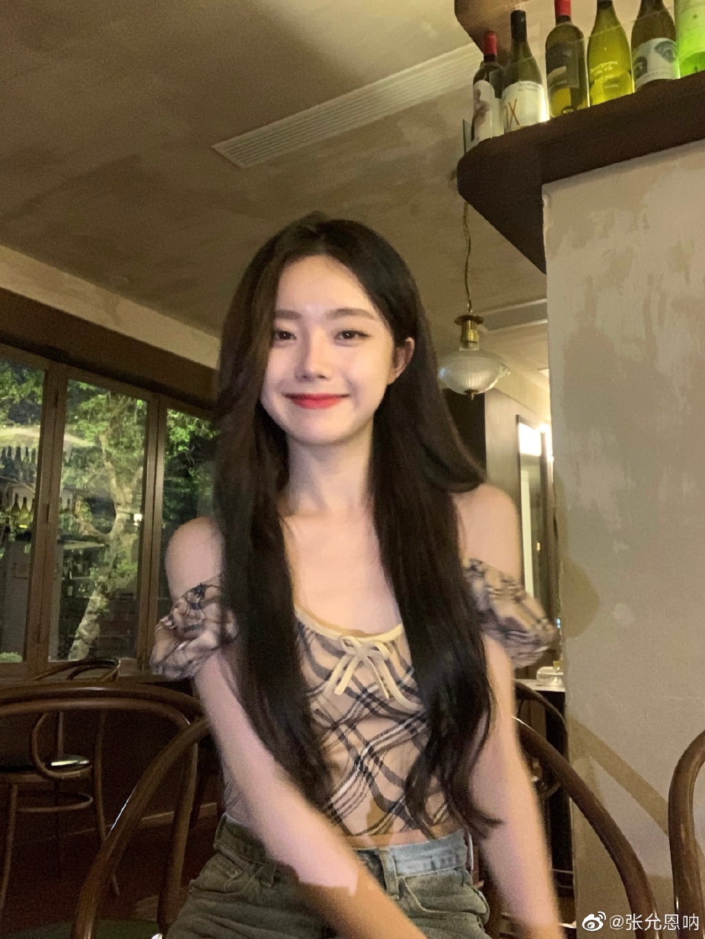 张允恩是谁,个人资料年龄多大?她是韩国人吗