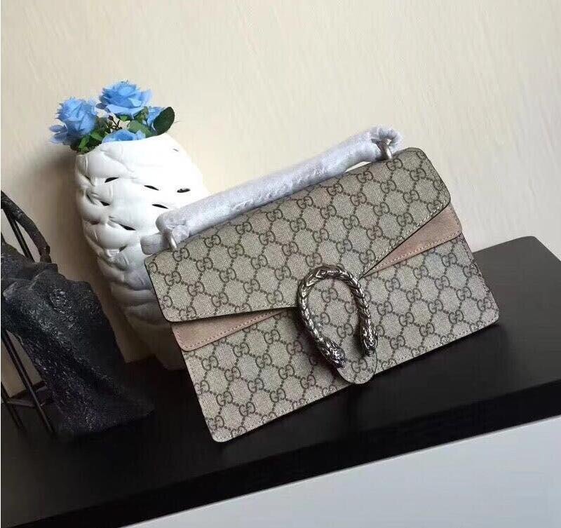 酒神包是什么意思,酒神包是帆布还是皮?