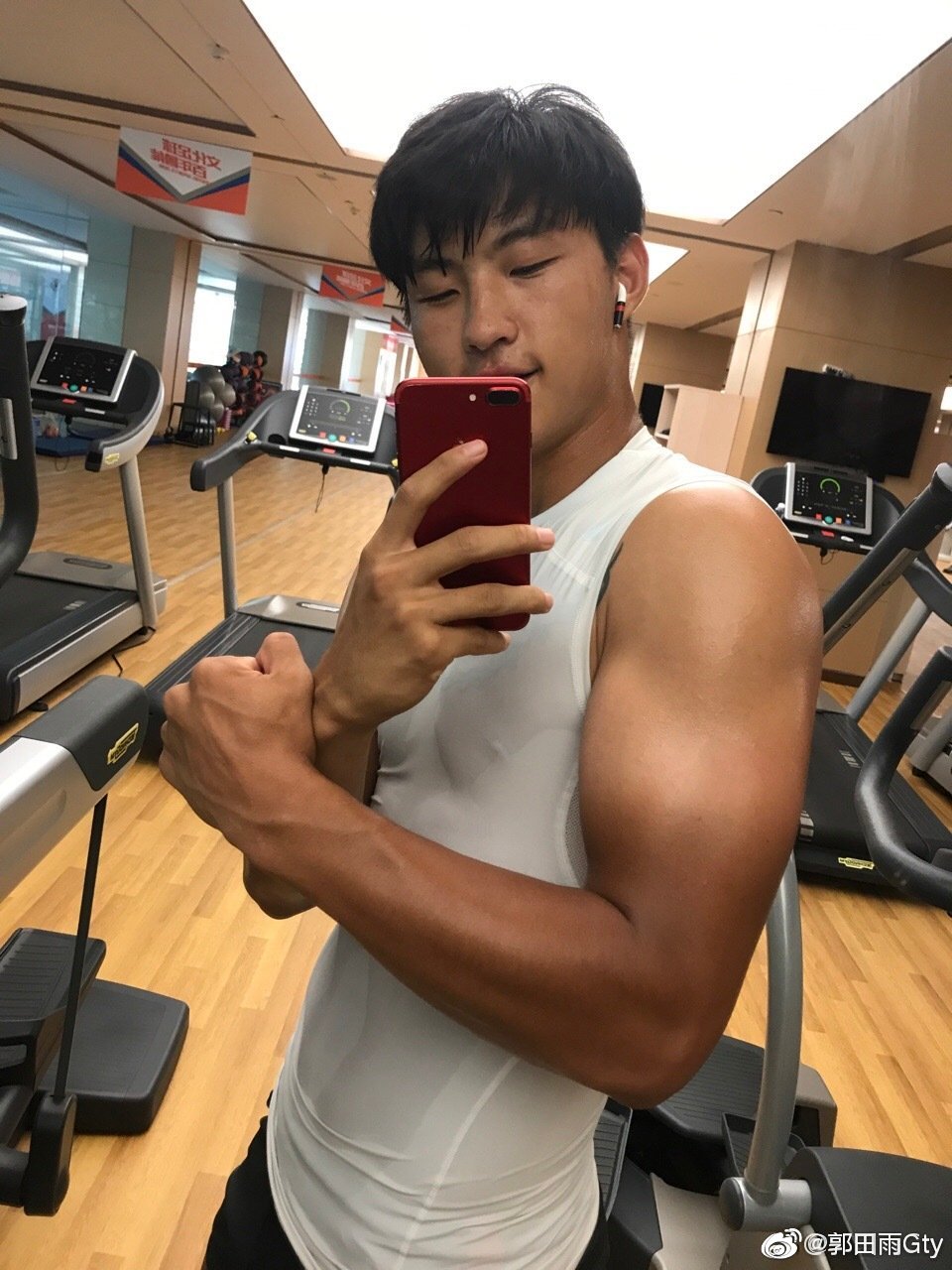 100ٶȶ룬ΪʲôûU23