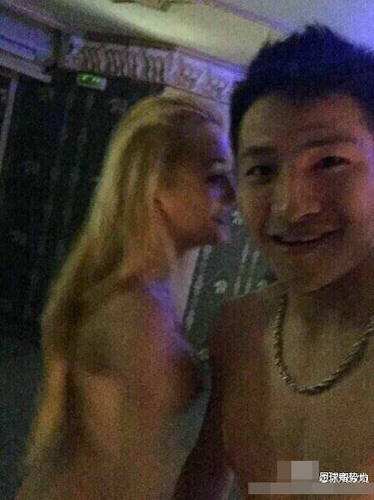 杨笑天在欧洲大保健图片,杨笑天为什么叫如麻