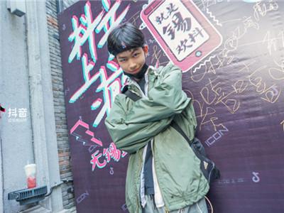 斯外戈为什么叫格瓦斯?斯外戈真人版卡通小夫嘴照片