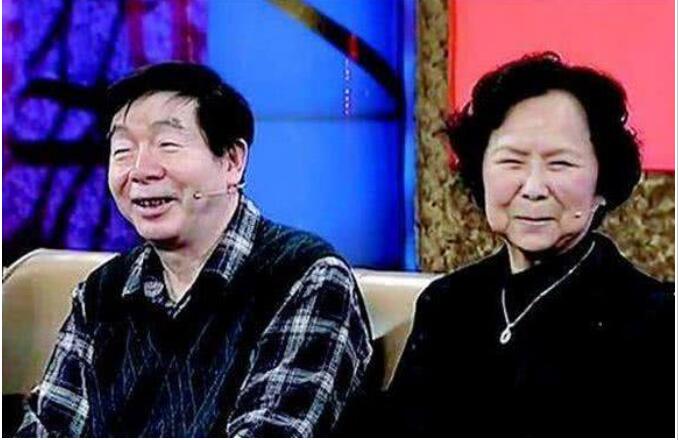 王崇秋是哪一年出生的今年多大了,他和六小龄童关系如何