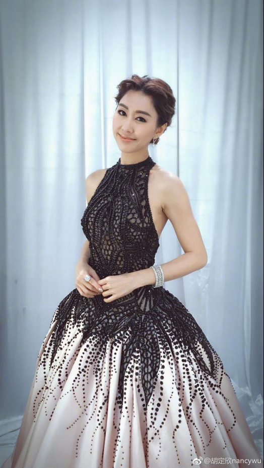 胡定欣为什么那么恶心?tvb人缘最差的女艺人是胡定欣吗