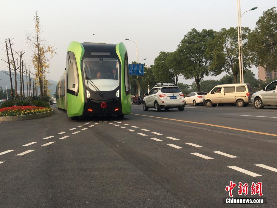 中国智轨列车运行图,智轨列车的原理介绍