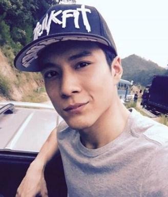 韩东君整容前后照片,韩东君家庭背景资料