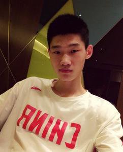 胡金秋为什么叫VSK秋?胡金秋目前工资有多少