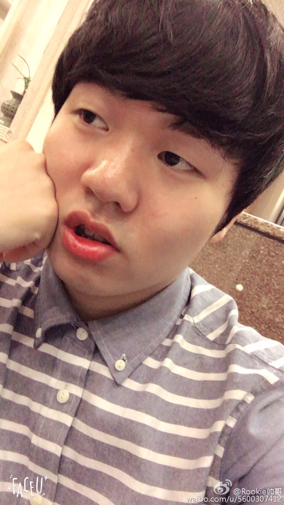 rookie为什么叫肉鸡?rookie为什么装韩国人