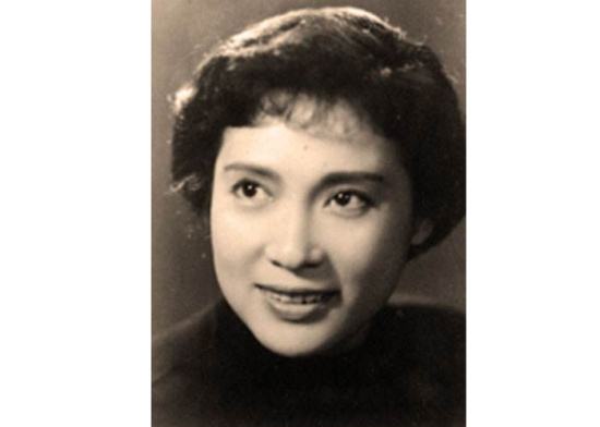 秦怡女儿金恒斐现状,秦怡年轻时候的照片组图