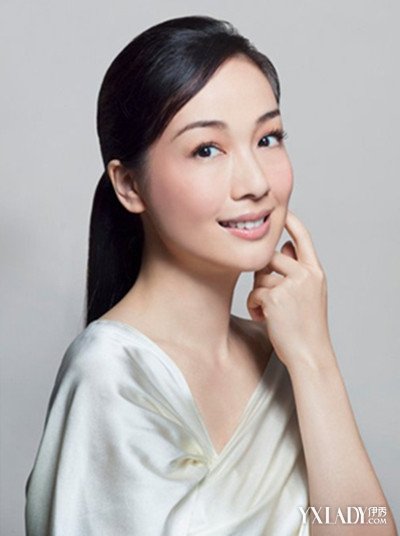 江美仪年轻时候的照片,江美仪的老公吴君祥资料照片