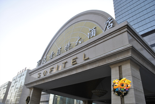 富力李思廉和张力谁有钱?富力为什么接万达酒店