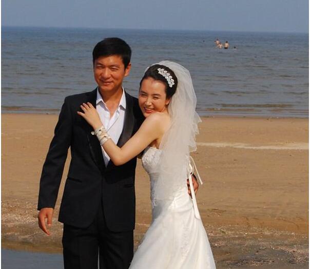 邢佳栋为什么叫舅舅 他老婆是包海清吗