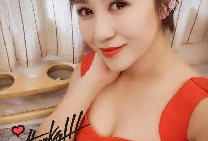 马丽的胸有多大罩杯?马丽和何炅是什么关系