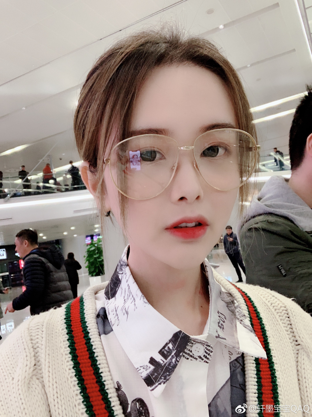 比较出名的女装大佬都有谁?喜欢女装的大佬算基佬吗