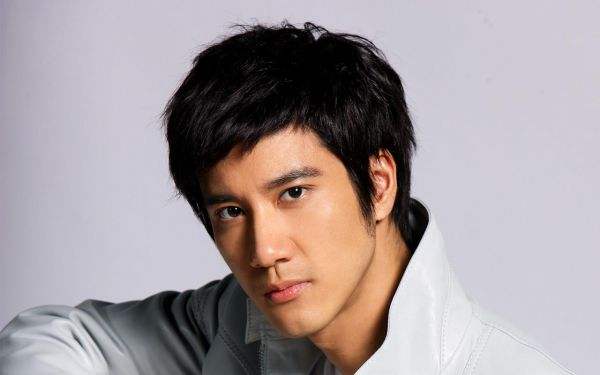 王力宏撞脸高晓松照片,王力宏为什么叫二哥