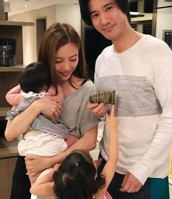 王力宏撞脸高晓松照片,王力宏为什么叫二哥