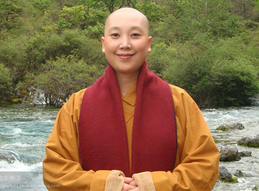 李娜为什么出家当尼姑?李娜是耀一法师吗