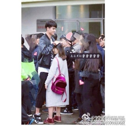 邢菲和李宏毅是情侣吗结婚没?邢菲真实身高多高