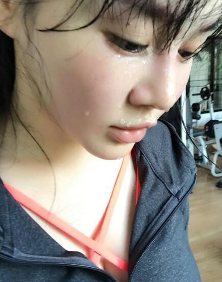 冉莹颖锻炼身体图片,冉莹颖性感翘臀组图